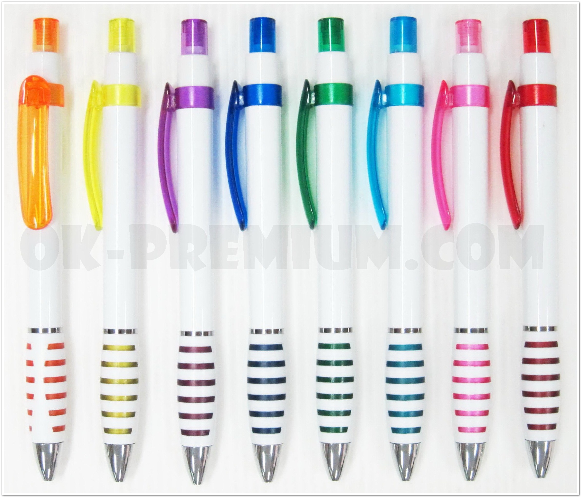 P010 ปากกาพลาสติก ปากกา ปากกาพรีเมี่ยม ปากกาพลาสติก พร้อมสกรีน สกรีนฟรี ของพรีเมี่ยม สินค้าพรีเมี่ยม ของนำเข้า สินค้านำเข้า ของแจก ของแถม ของชำร่วย มีให้เลือกหลายแบบค่ะ