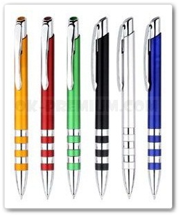 P254 ปากกาพลาสติก ปากกาดูดี ปากกา ปากกาพรีเมี่ยม ปากกาคล้องคอ พร้อมสกรีน สกรีนฟรี ของพรีเมี่ยม สินค้าพรีเมี่ยม ของนำเข้า สินค้านำเข้า ของแจก ของแถม ของชำร่วย มีให้เลือกหลายแบบค่ะ