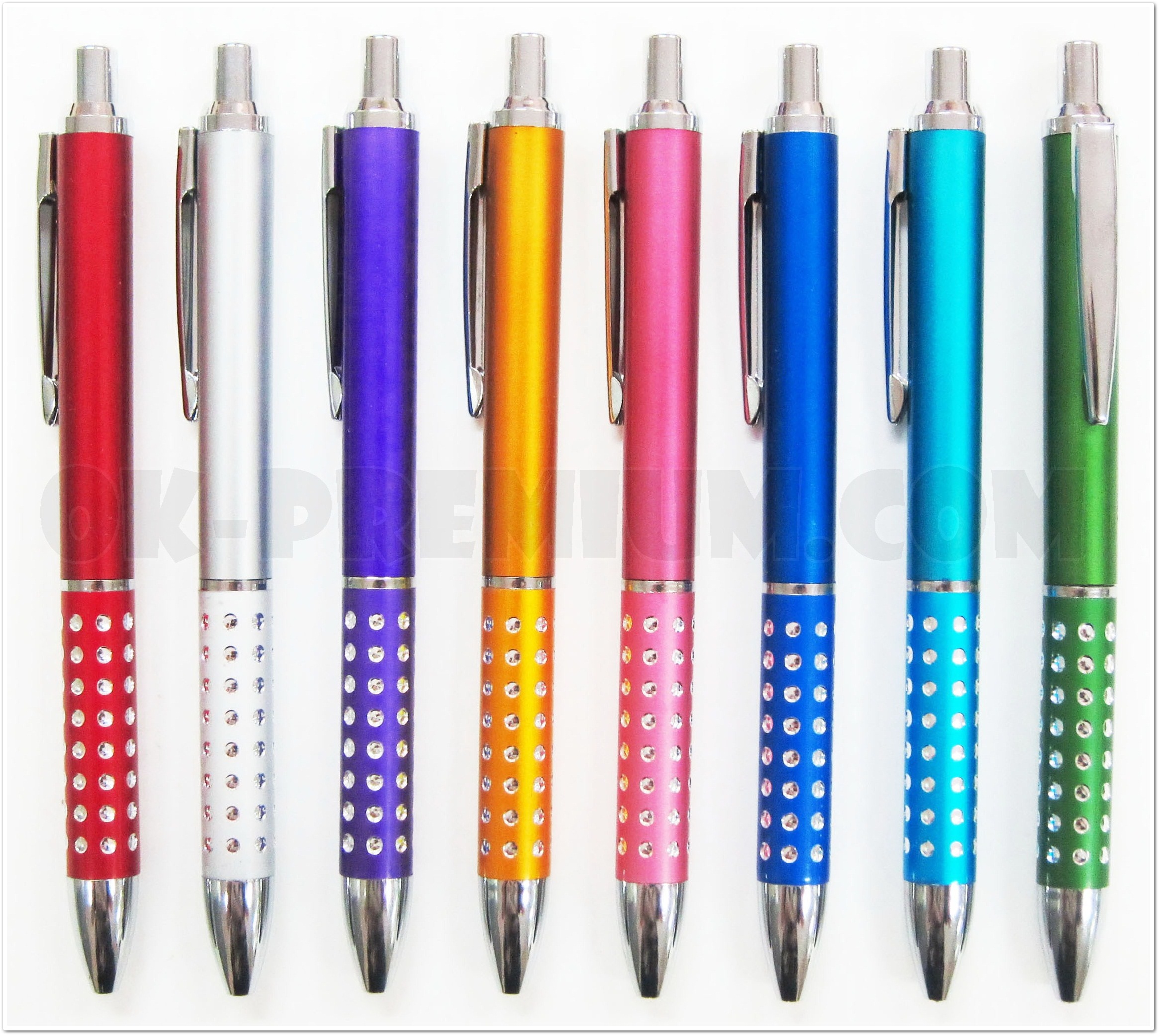 P257 ปากกาพลาสติก ปากกาดูดี ปากกา ปากกาพรีเมี่ยม ปากกาคล้องคอ พร้อมสกรีน สกรีนฟรี ของพรีเมี่ยม สินค้าพรีเมี่ยม ของนำเข้า สินค้านำเข้า ของแจก ของแถม ของชำร่วย มีให้เลือกหลายแบบค่ะ