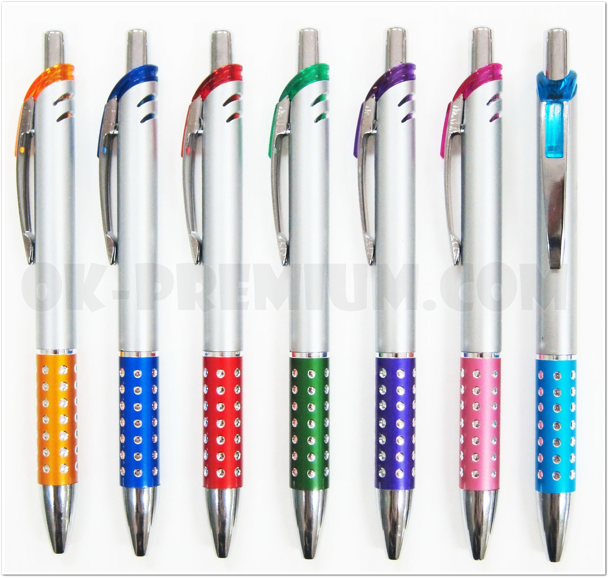 P258 ปากกาพลาสติก ปากกาดูดี ปากกา ปากกาพรีเมี่ยม ปากกาคล้องคอ พร้อมสกรีน สกรีนฟรี ของพรีเมี่ยม สินค้าพรีเมี่ยม ของนำเข้า สินค้านำเข้า ของแจก ของแถม ของชำร่วย มีให้เลือกหลายแบบค่ะ